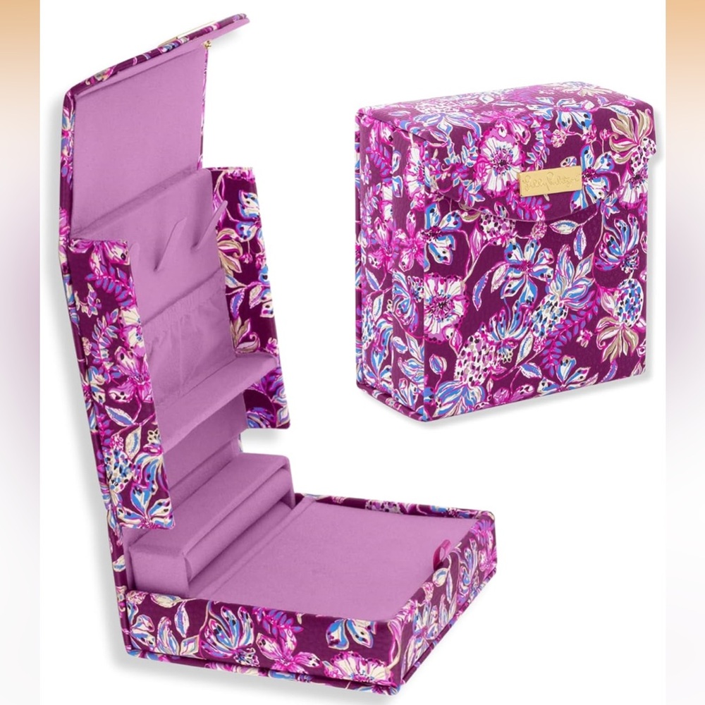 Lilly Pulitzer Travel Jewelry Case Organizer!